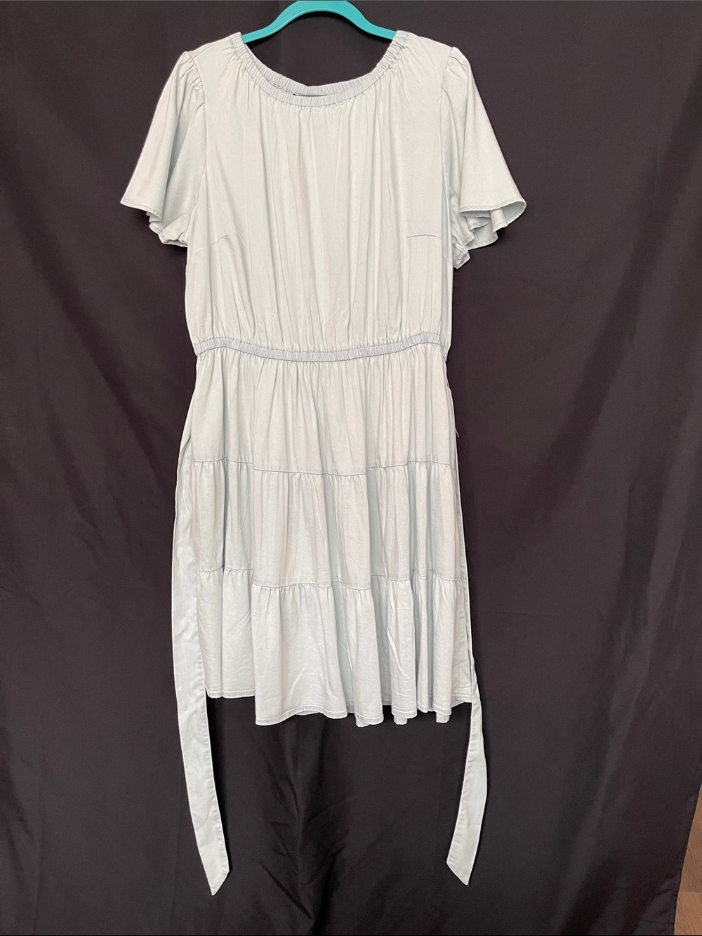 Light Blue Tiered Short-Sleeve Dress with Waist Tie and Side Pockets